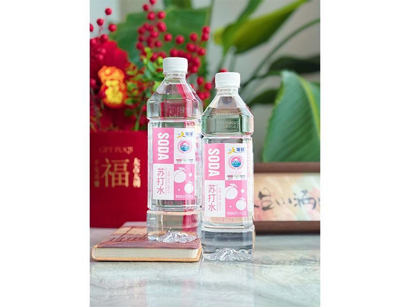 蜜桃味苏打水饮品