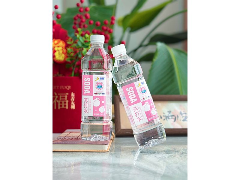 蜜桃味苏打水饮品